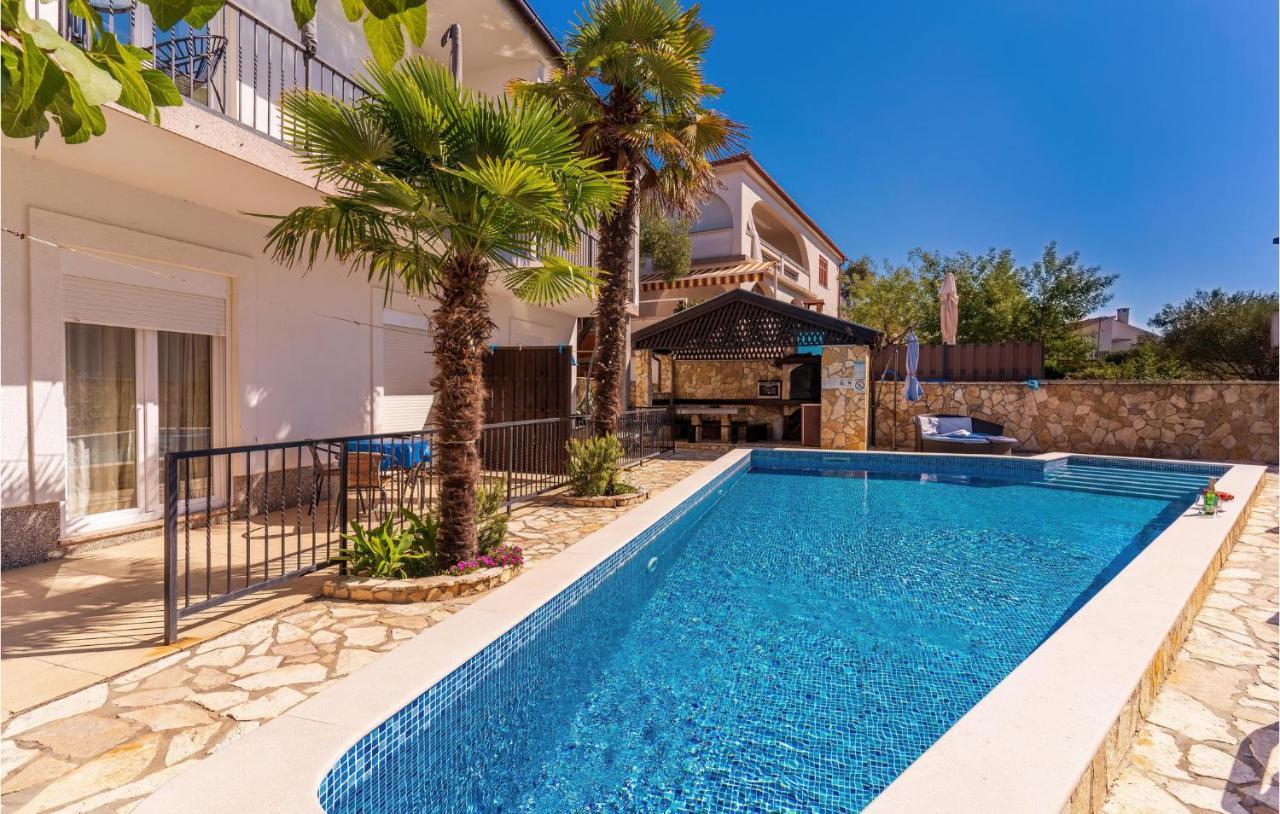 Cozy Apartment In Krk With Kitchen Krk Town Εξωτερικό φωτογραφία